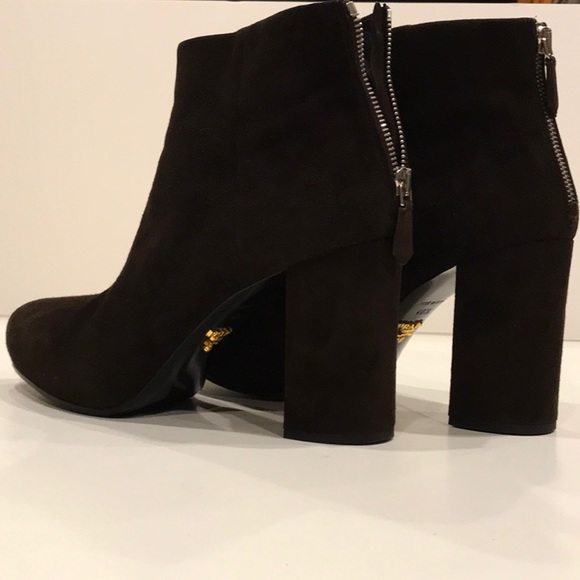 Prada boots - Picture 2 of 5